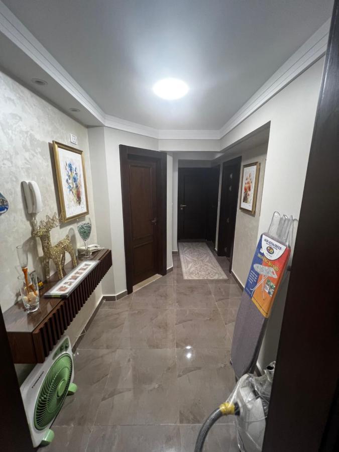 Luxury Flat With Garden And Private Entrance شقة فاخرة بحديقة و مدخل خاص Cairo Exterior photo