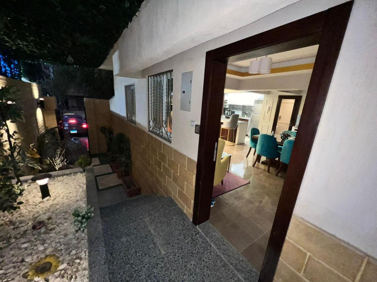 Luxury Flat With Garden And Private Entrance شقة فاخرة بحديقة و مدخل خاص Cairo Exterior photo