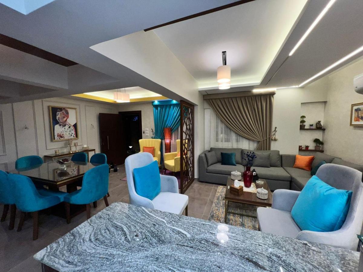Luxury Flat With Garden And Private Entrance شقة فاخرة بحديقة و مدخل خاص Cairo Exterior photo