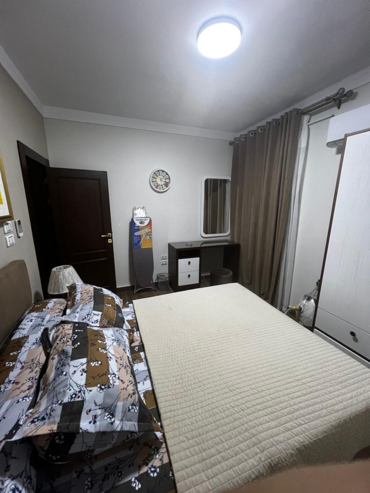 Luxury Flat With Garden And Private Entrance شقة فاخرة بحديقة و مدخل خاص Cairo Exterior photo