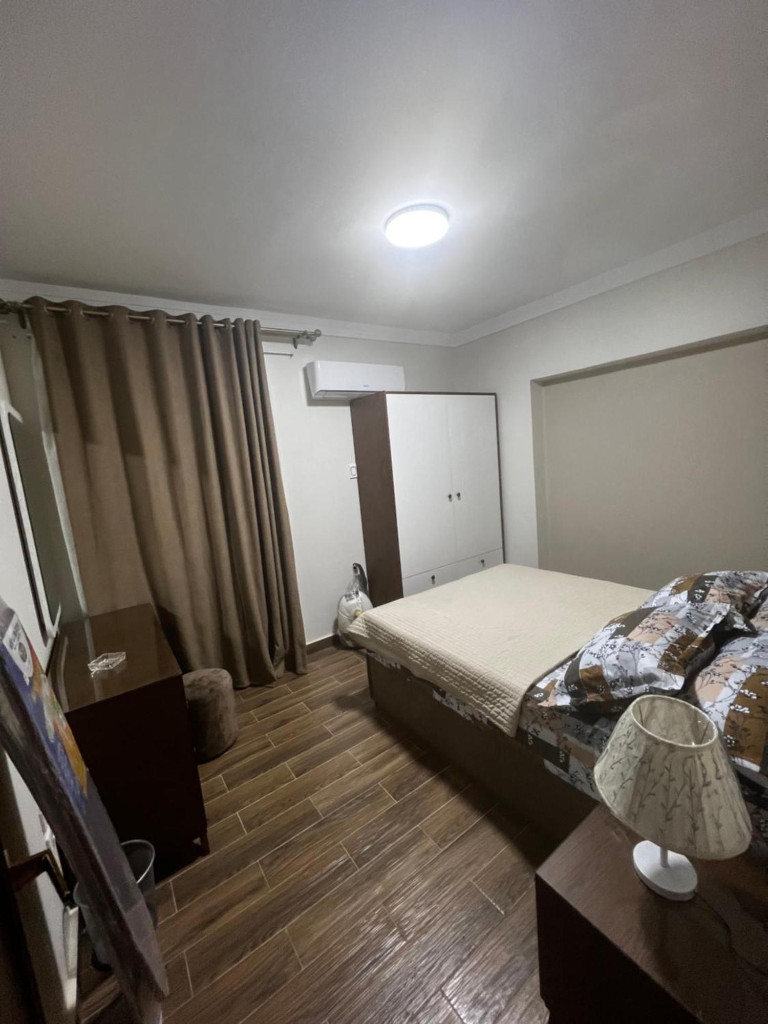 Luxury Flat With Garden And Private Entrance شقة فاخرة بحديقة و مدخل خاص Cairo Exterior photo